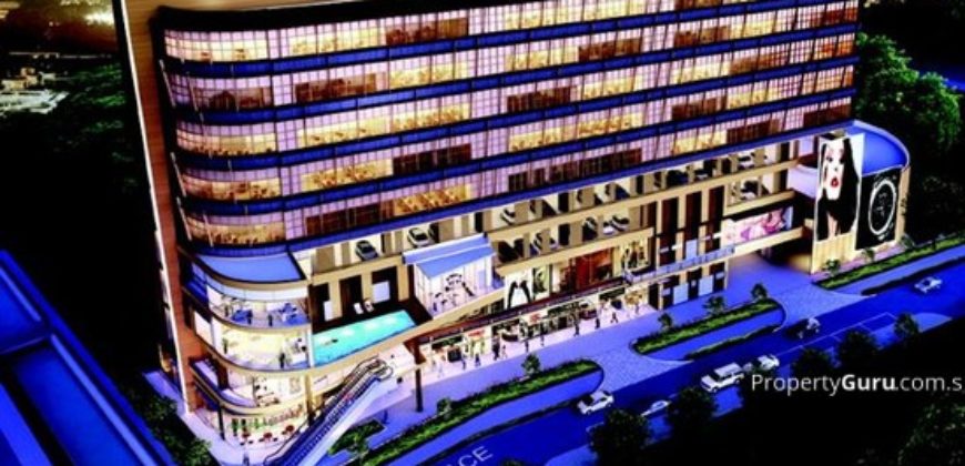 The Commerze @ Irving (D13)